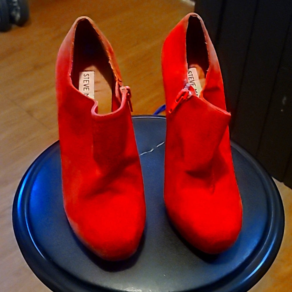 Shoe
